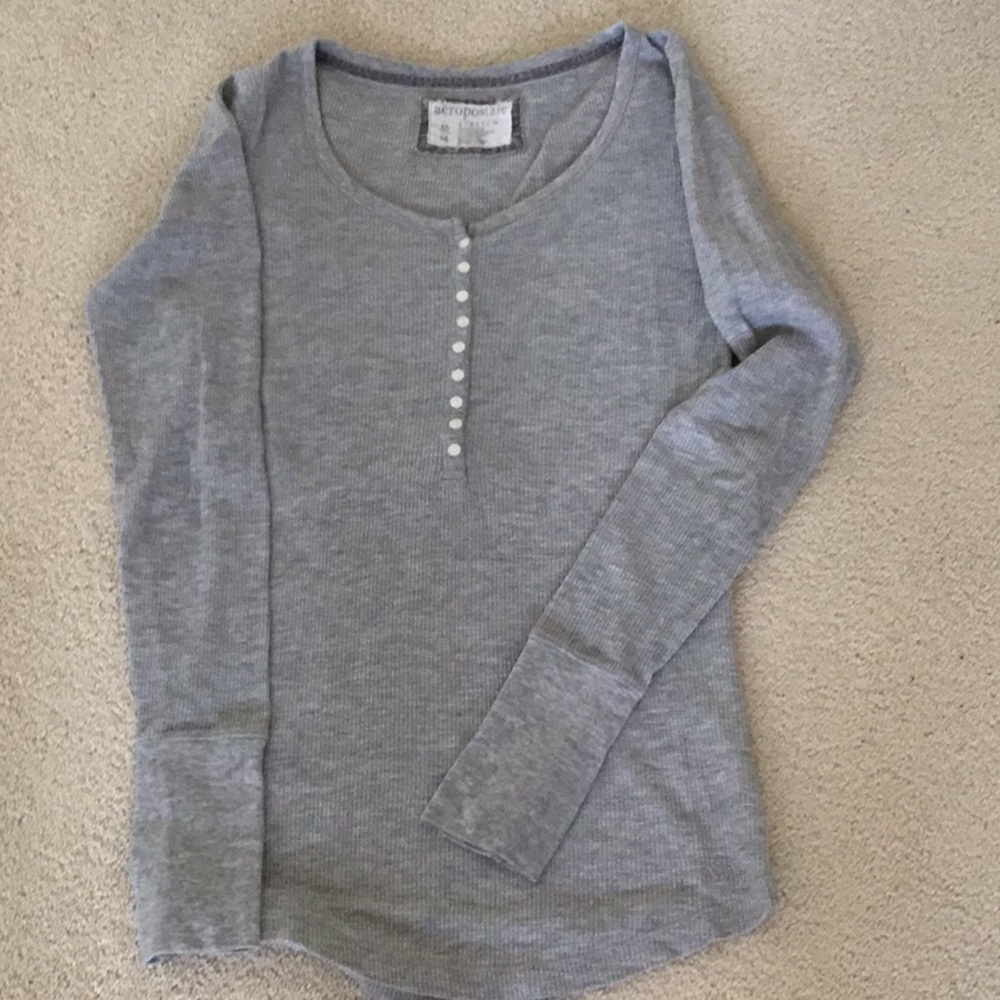 AEROPOSTALE long sleeve top - size M